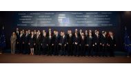 European leaders pose for a family picture during an European Union summit to discuss Syria, relations with Russia, trade and migration, on October 20, 2016 at the European Council, in Brussels. (AFP / STEPHANE DE SAKUTIN) 