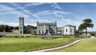 Glenlo Abbey Hotel, between Galway and Connemara, is among the country manors that have gotten recent face-lifts. (Source: Glenlo Abbey Hotel)
