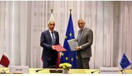 Minister of State for Foreign Affairs H E Sultan bin Saad Al Muraikhi and Secretary-General of the European Union External Action Service H E Stefano Sannino during signing of the agreement.