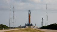 NASA's next-generation moon rocket, the Space Launch System (SLS) Artemis 1 rocket with its Orion crew capsule stands on launch pad 39B at the Kennedy Space Center in Cape Canaveral, Florida, US, August 17, 2022. (REUTERS/Joe Skipper/File Photo)