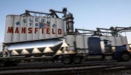 A semi-truck makes its way past an industrial plant in Mansfield, Ohio, U.S., November 6, 2022. File Photo / Reuters