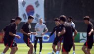 South Korea coach Paulo Bento during training at Al Egla Training Site 5, Doha, Qatar, November 23, 2022. (REUTERS/Kim Hong-Ji)