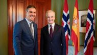 Norwegian Prime Minister Jonas Gahr Stoere (R) welcomes Spanish Prime Minister Pedro Sanchez for a bilateral meeting in Oslo in April 12, 2024. (Photo by Terje Pedersen / NTB / AFP) / Norway OUT
