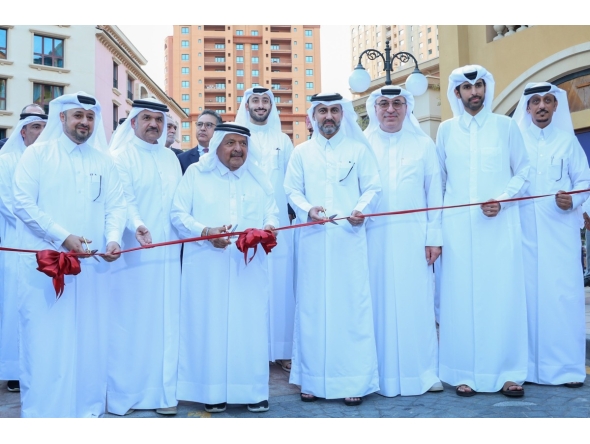 Chairman of the Board of Directors of Qatar Gulf Classic Cars Association HE Sheikh Faisal bin Qasim Al Thani; Vice-Chairman Omar Hussein Al Fardan; CEO and Board Member of UDC Ibrahim Jassim Al Othman Fakhro; and others during the opening. 