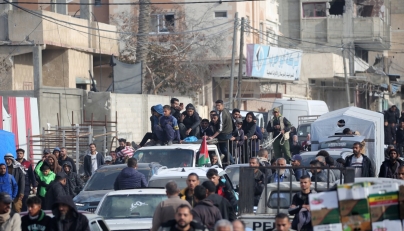 Displaced Palestinians return to Rafah in the southern Gaza Strip on January 19, 2025, hours after a ceasefire deal in the war was implemented. (Photo by Eyad Baba / AFP)