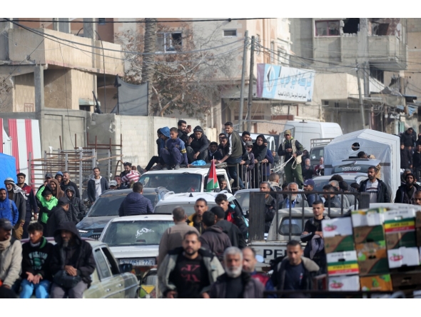 Displaced Palestinians return to Rafah in the southern Gaza Strip on January 19, 2025, hours after a ceasefire deal in the war was implemented. (Photo by Eyad Baba / AFP)