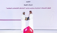 Chairman of the General Authority of Customs Ahmed bin Abdullah Al Jamal presenting the Award to Director – Government Public Relations at GWC Abdulaziz Mohammed Al Sahlawi.  