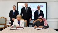 Minister of Economy and Sustainable Development, H E Ante Šusnjar and Minister of Foreign Affairs of the Republic of Croatia, H E Dr Gordan Grlić Radman witnessing the MoU signing between Second Vice Chairman of Qatar Chamber, Rashid bin Hamad Al Athba and Secretary General of the Croatian Chamber of Economy, Marina Ruzic.