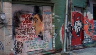 A mural in an alley in Vancouver's Downtown Eastside, on December 21, 2016, painted by a man mourning the fentanyl overdose death of his wife, with names of other victims of the crisis that killed 128 people in British Columbia in November. AFP / Deborah