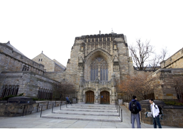 File Photo: The Sterling Memorial Library at Yale University in New Haven, Connecticut, November 28, 2012. (REUTERS/Michelle McLoughlin)