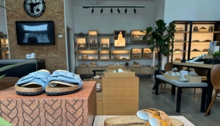 Birkenstock shoes are displayed at a Birkenstock store on February 29, 2024 in Larkspur, California. Photo by JUSTIN SULLIVAN / GETTY IMAGES NORTH AMERICA / AFP