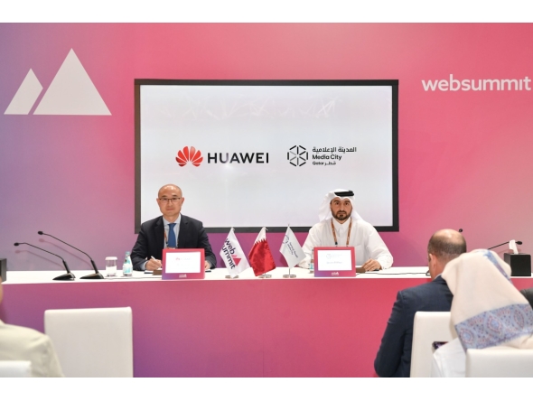 CEO of Media City Qatar, Eng. Jassim Mohamed Al Khori and President of Huawei Gulf North Region, Rico Lin, at the MoU signing at Web Summit Qatar yesterday. 