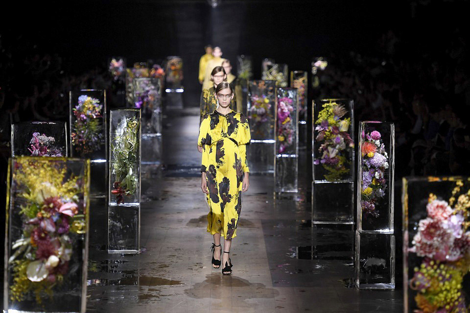 Ice cubes along the runway of Dries Van Noten's Spring-Summer 2017 collection. (Photo for The Washington Post by Marcelo Soubhia, MCV Photo)