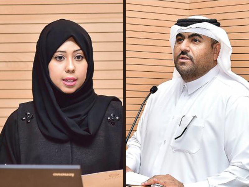 Asma Al Hajri (left) and CAS Dean Dr Rashid Al Kuwari