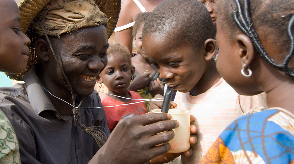 During a Guinea Worm eradication program (Courtesy: cartercenter.org) 