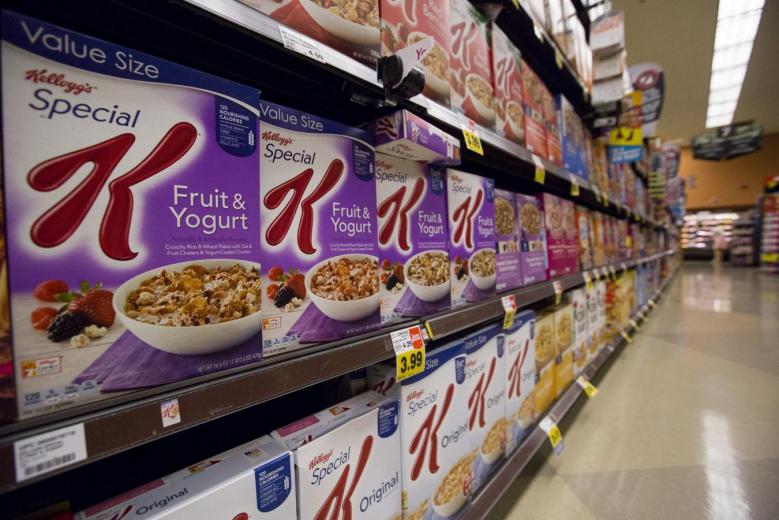 Various types of Kellogg's cereals are pictured at a Ralphs grocery store in Pasadena, California August 3, 2015. REUTERS/Mario Anzuoni