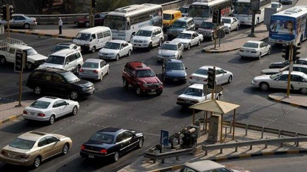 Traffic on a Kuwait road ((Reuters / file photo)