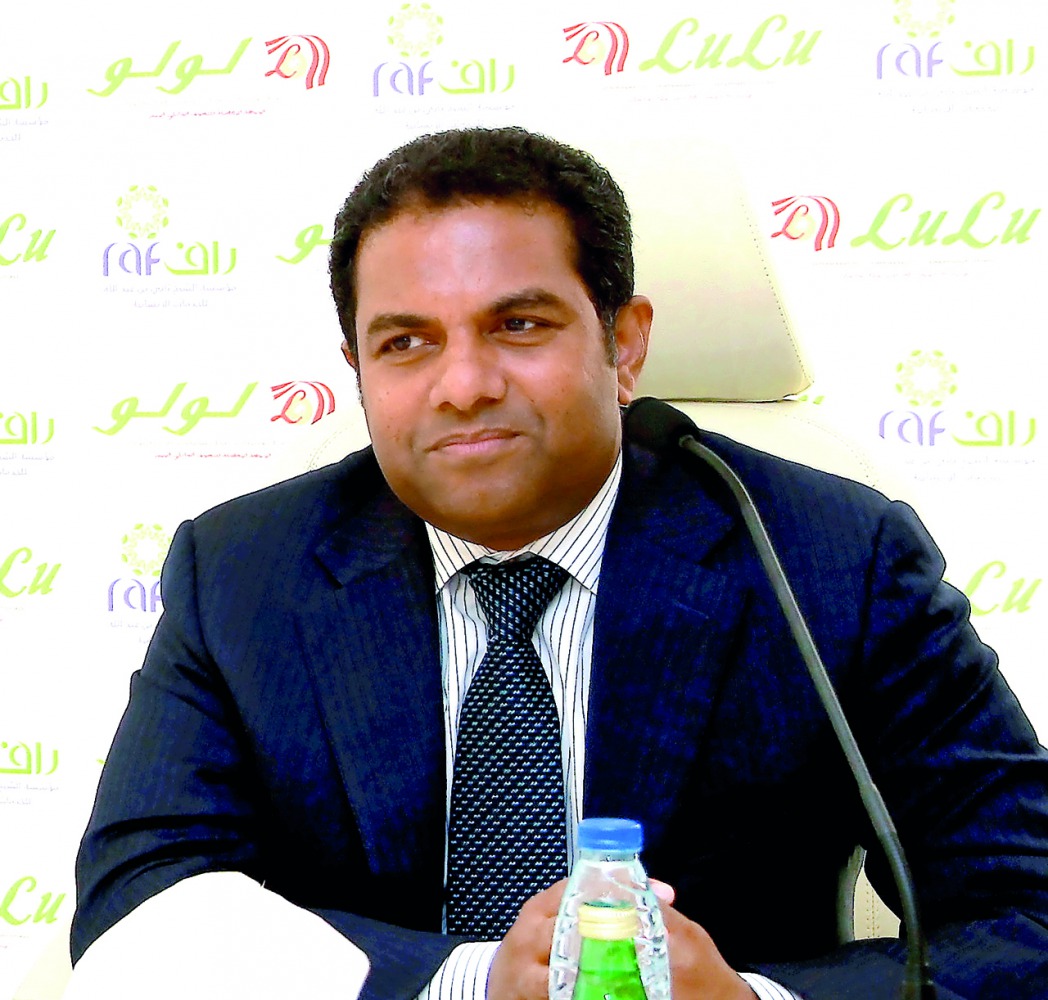 Prices of food commodities have decreased substantially in the international market including Qatar, compared to the last year, thanks to a good harvest and lower transport cost, said Mohamed Althaf, Director of Lulu Group International.