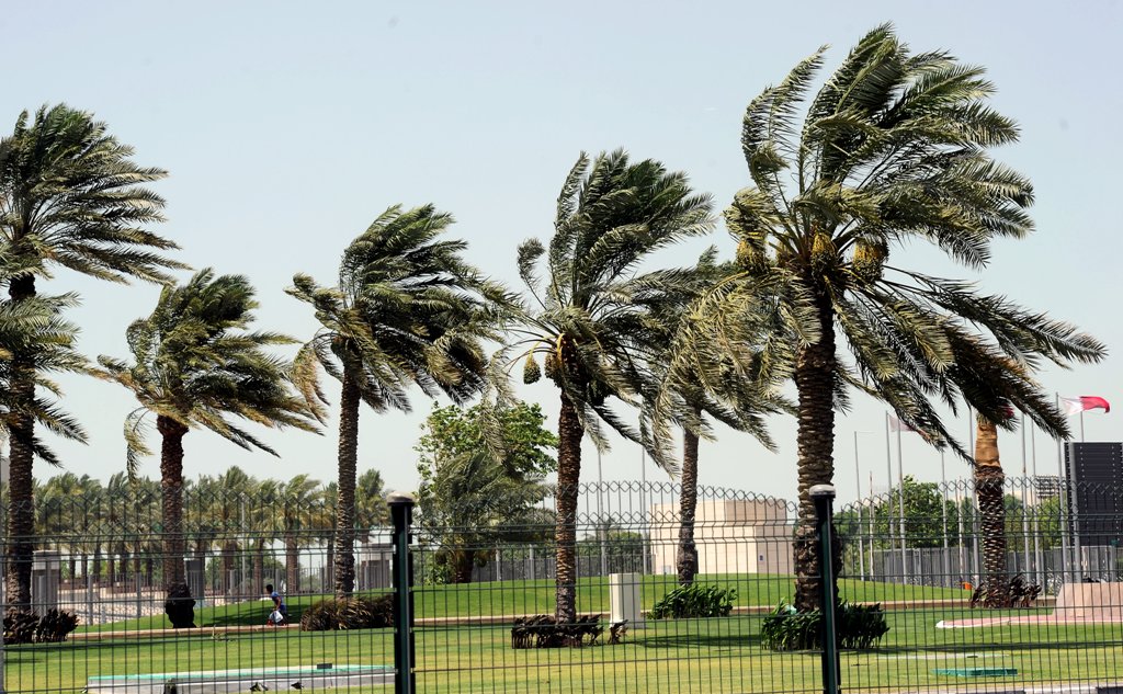 (file photo) Strong Winds. May 30, 2017. Abdul Basit © The Peninsula 