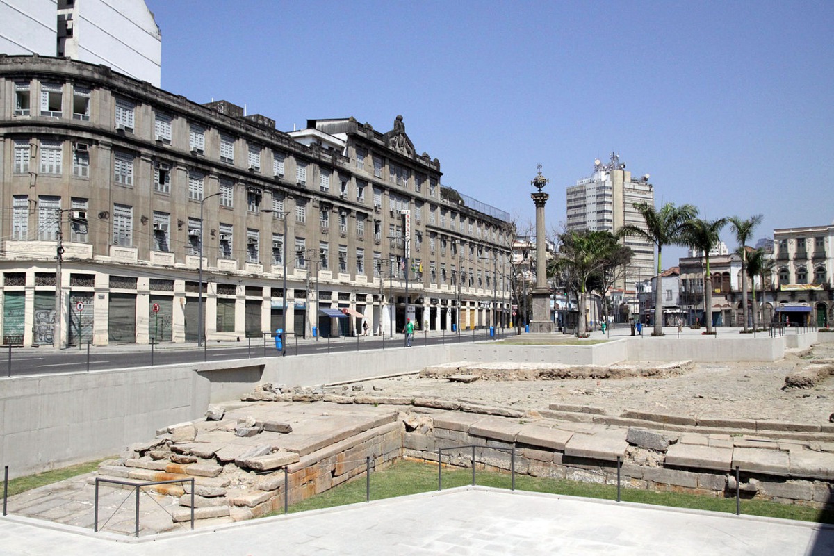 Valongo wharf in Rio de Janeiro (Photo courtesy: Wikimedia Commons / Halley Pacheco de Oliveira / CC BY-SA 3.0)