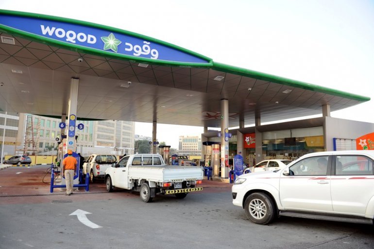 Vehicles lining up to fill fuel. (file photo)