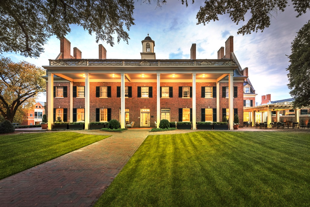 The Carolina Inn is the only hotel on the campus of the University of North Carolina at Chapel Hill. Its Crossroads restaurant challenges assumptions about Southern food. Pic: CAROLINA INN.
