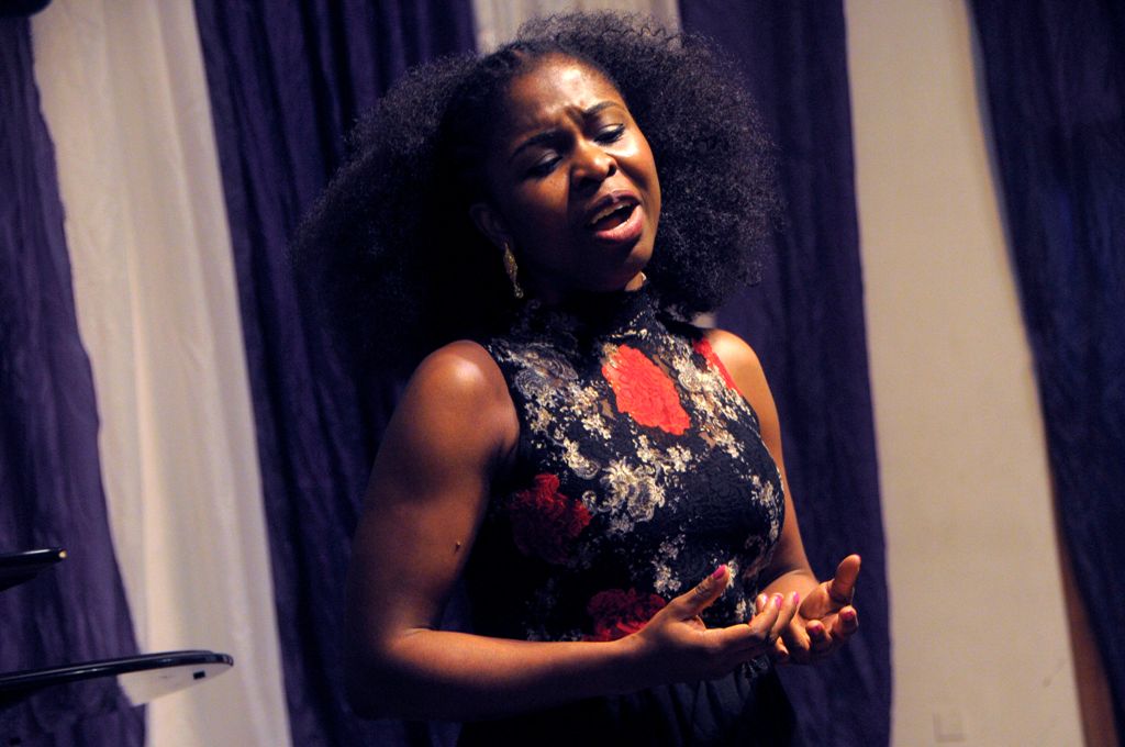 Nigerian soprano Omo Bello rehearses in Lagos on December 8, 2017. / AFP / Sunday ADEDEJI