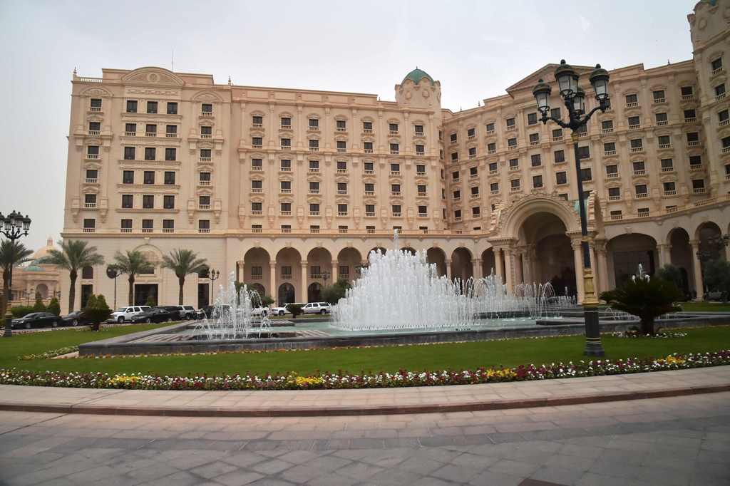 (FILES) This file photo taken on May 21, 2017 shows the Ritz-Carlton Hotel in the Saudi capital Riyadh. Saudi Ritz-Carlton to re-open after holding royals in govt purge: sources / AFP / GIUSEPPE CACACE