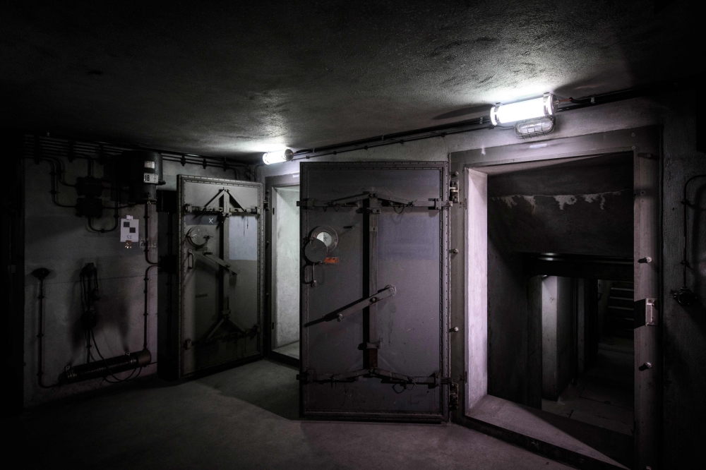 This picture taken on January 23, 2018, shows the interior of a World War II bunker located under the Gare de l'Est (the East railway station) in Paris. / AFP / Philippe LOPEZ
