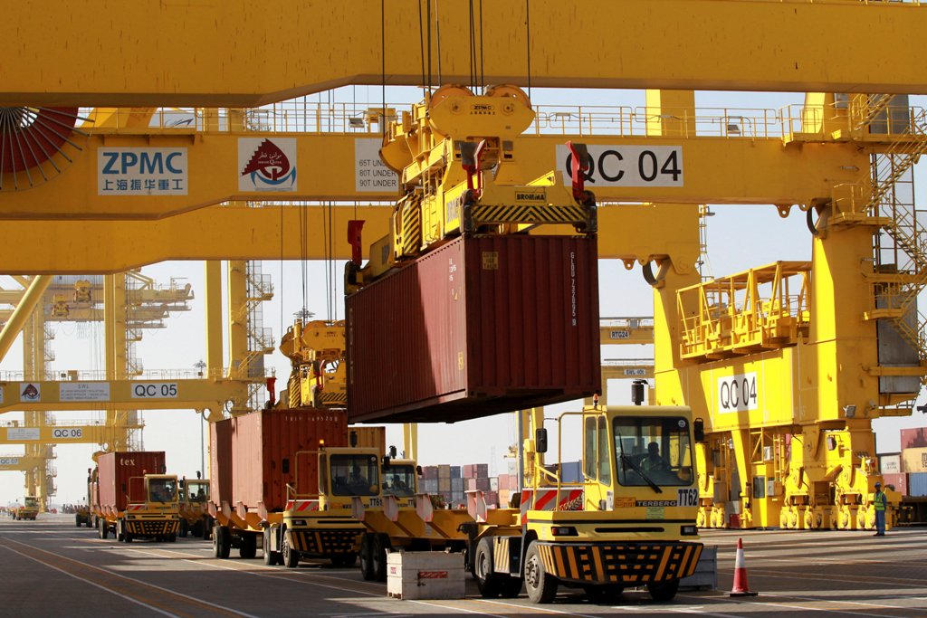 (FILE PHOTO) Hamad port is pictured in Doha, Qatar, June 14, 2017. REUTERS/Naseem Zeitoon