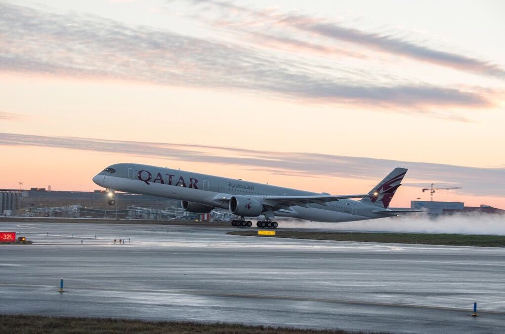 Airbus A350-1000 departing from Toulouse towards Doha