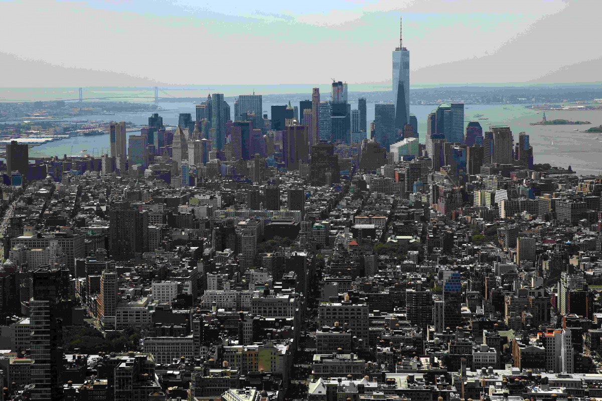 Lower Manhattan including the financial district is pictured from the Manhattan borough of New York, June 1, 2016. Reuters/Carlo Allegri