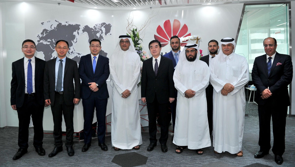 Li Chen (fifth left), Chinese Ambassador to Qatar; Mohammed Ali Al Mannai (fourth left), President of CRA; Frank Fan (second left), CEO of Huawei Qatar and other senior officials during the opening of new office in West Bay. Chairman of Al Jaber Group, Mo