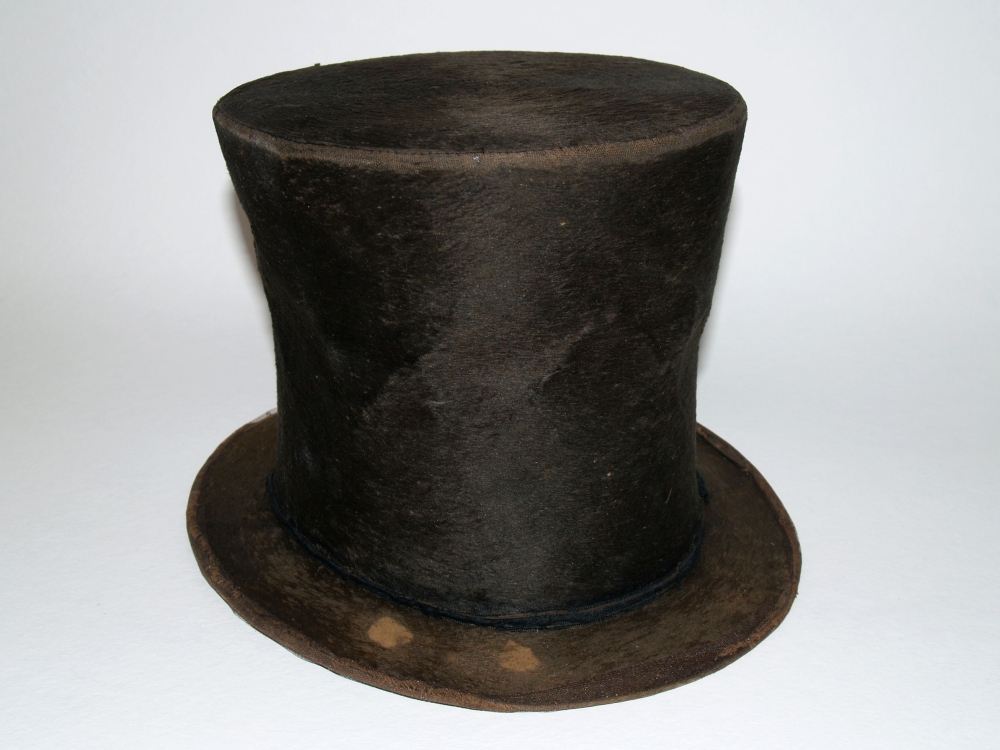 This undated image Courtesy of the Abraham Lincoln Presidential Library and Museum in Chicago, Illinois, show a stovepipe hat reportedly belonging to US President Abraham Lincoln.  AFP