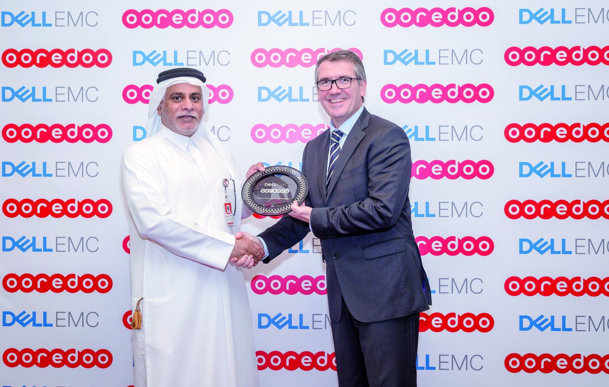 Yousuf Abdulla Al Kubaisi (left), COO of Ooredoo Qatar, and Aongus Hegarty, President of Dell EMC Europe, Middle East and Africa.