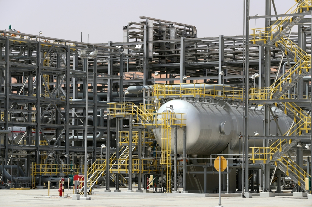 The production facility of Saudi Aramco's Shaybah oilfield is seen in the Empty Quarter, Saudi Arabia May 22, 2018. (REUTERS/Ahmed Jadallah/File Photo)