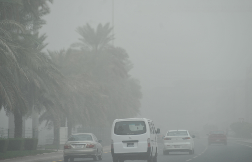 Owing to rainy season, weather has turned pleasant in Qatar providing people opportunities to spend leisure time outdoors with family and friends. A large number of people witnessed yesterday picnicking at Doha Corniche that also increased business of Dho