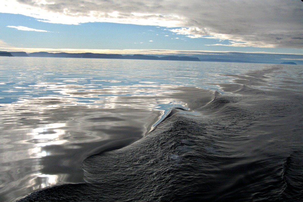 Calm morning seas off Baffin Island, Nunavut, MUST CREDIT: Bloomberg photo by Hugo Miller
