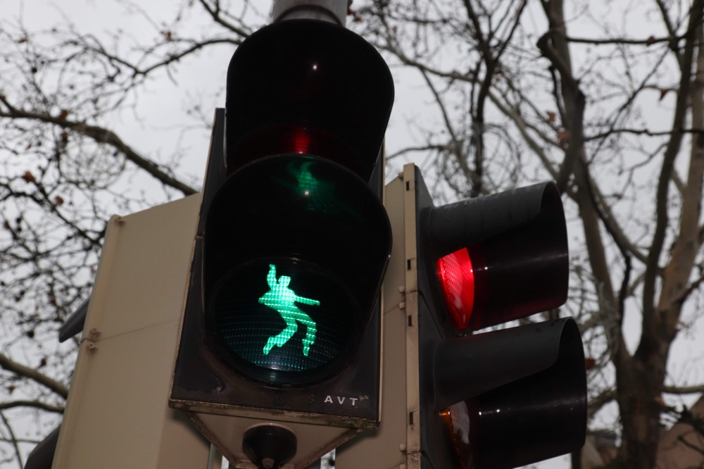 A pedestrian traffic light customized with a dancing Elvis Presley is pictured in Friedberg, western Germany, on December 7, 2018.  AFP / Yann Schreiber 