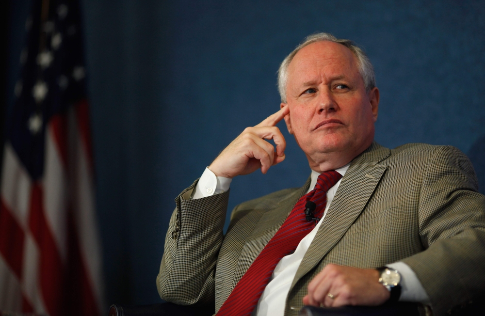 The Weekly Standard Editor William Kristol leads a discussion on PayPal co-founder and former CEO Peter Thiel's National Review article, 