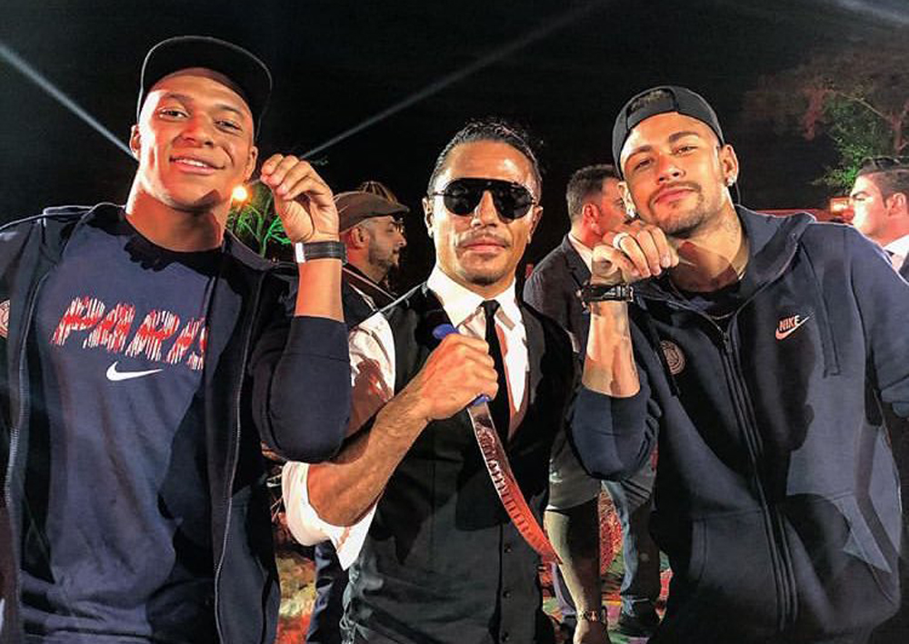 Chef Nusret with Neymar and Mbappe (pic: Instagram/nusr_et