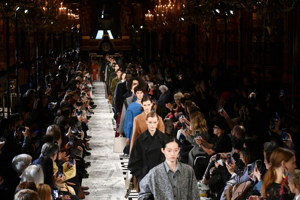 Models present creations by Stella McCartney during the Fall-Winter 2019/2020 Ready-to-Wear collection fashion show in Paris, on March 4, 2019. AFP/Philippe Lopez