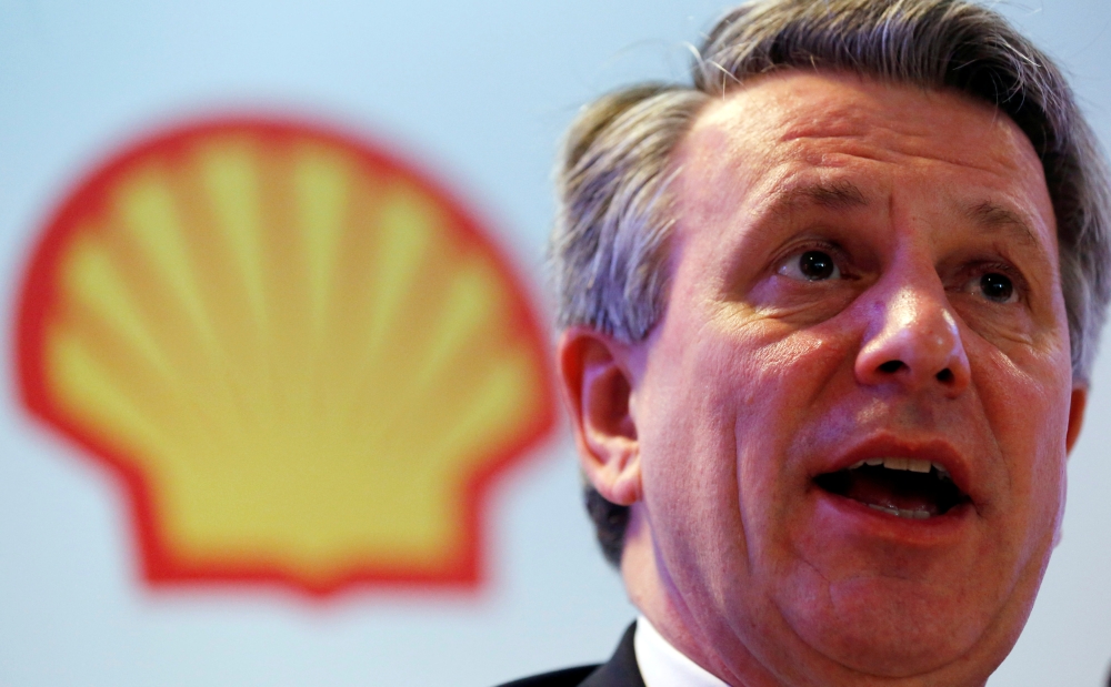 Ben van Beurden, chief executive of Royal Dutch Shell, speaks during a news conference in Rio de Janeiro, Brazil, February 15, 2016. Reuters/Sergio Moraes