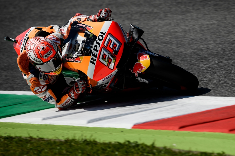 Spain's Marc Marquez rides his Honda during free practice 3 ahead the Italian Moto GP Grand Prix at the Mugello race track on June 1, 2019 in Scarperia e San Piero. / AFP / Filippo MONTEFORTE