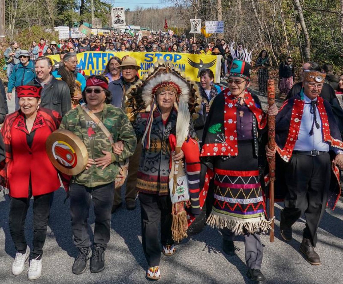 Indigenous leaders and environmentalists march in protest against Morgan Trans Mountain pipeline in southern British Columbia in Burnaby, Canada, March 10, 2018. Reuters/Nick Didlick