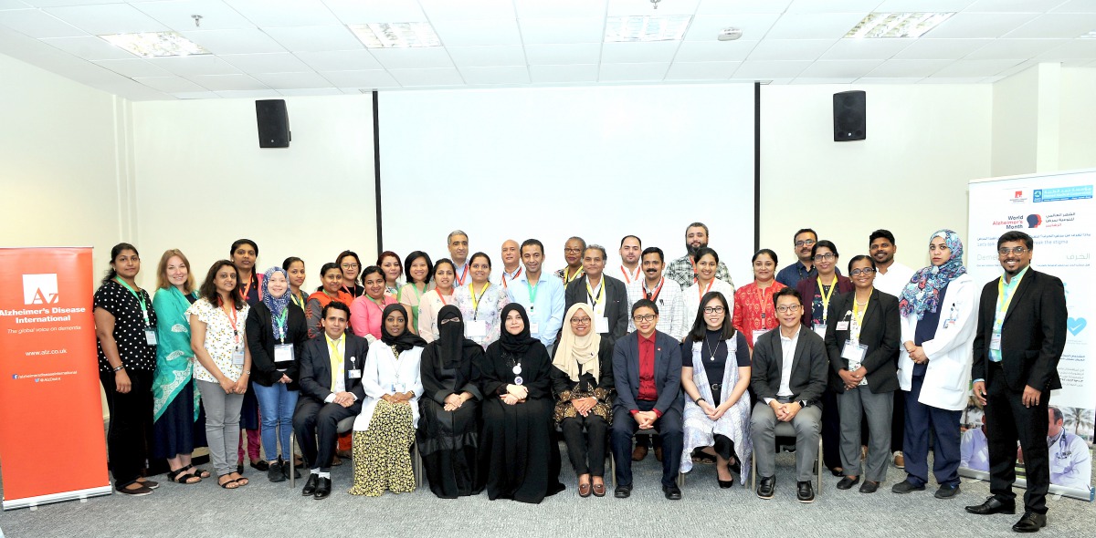 Dr. Mani Chandran (sitting, extreme left), Senior Consultant in Geriatric Psychiatry, Department of Geriatric Medicine at HMC, and Kusumadewi Suharya (sitting, third right), Regional Director, Asia Pacific at ADI, with participants during the training at 