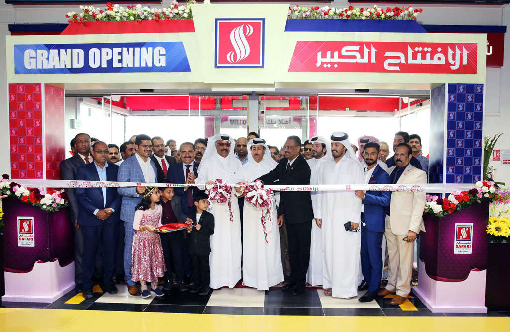 The hypermarket in Al Khor was inaugurated by Sheikh Mohammed bin Ahmed bin Jassim Al Thani yesterday.