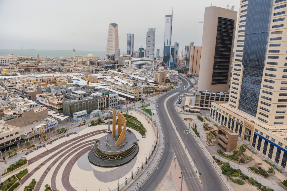 Kuwait CITY, Kuwait - APRIL 01: A photo shows empty surroundings of Derveze Square of Kuwait City amid the coronavirus (COVID-19) pandemic in Kuwait on April 01, 2020. ( Jaber Abdulkhaleg - Anadolu Agency )
