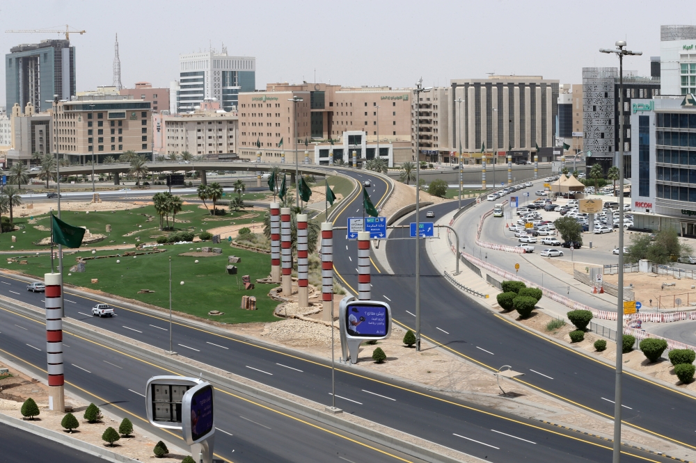 A general view shows almost empty streets, during the 24 hours lockdown to counter the coronavirus (COVID-19) outbreak in Riyadh, Saudi Arabia April 7, 2020. REUTERS/Ahmed Yosri