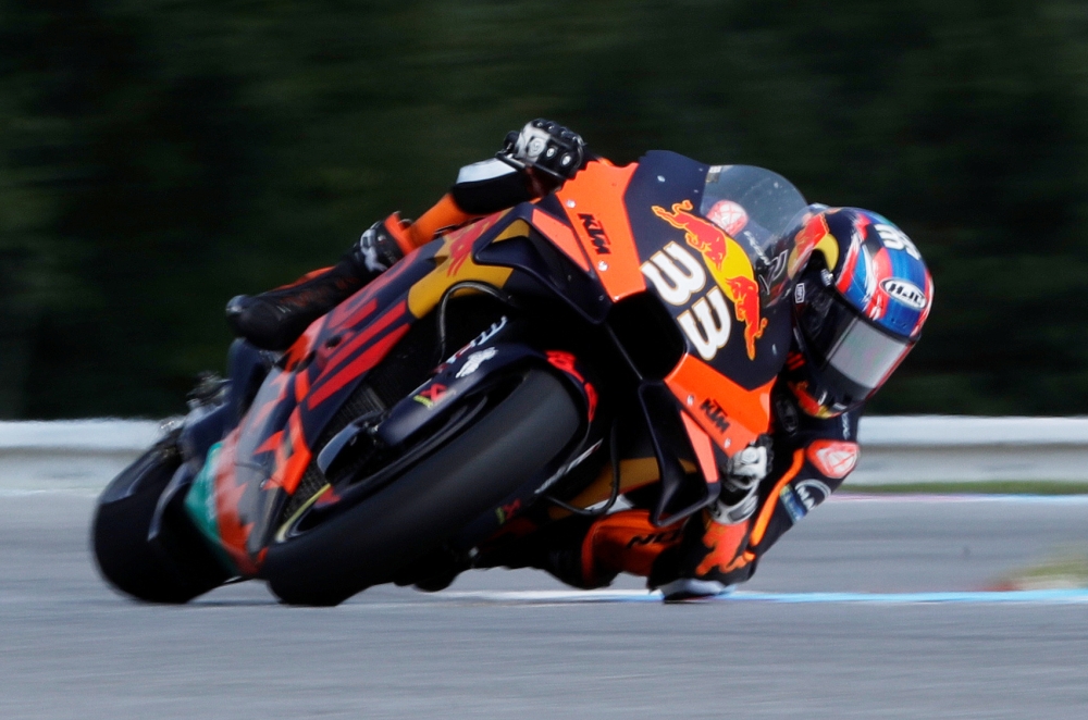 MotoGP - Czech Republic Grand Prix - Masaryk Circuit, Brno, Czech Republic - August 9, 2020 Red Bull KTM Factory Racing's Brad Binder in action during the race REUTERS/David W Cerny